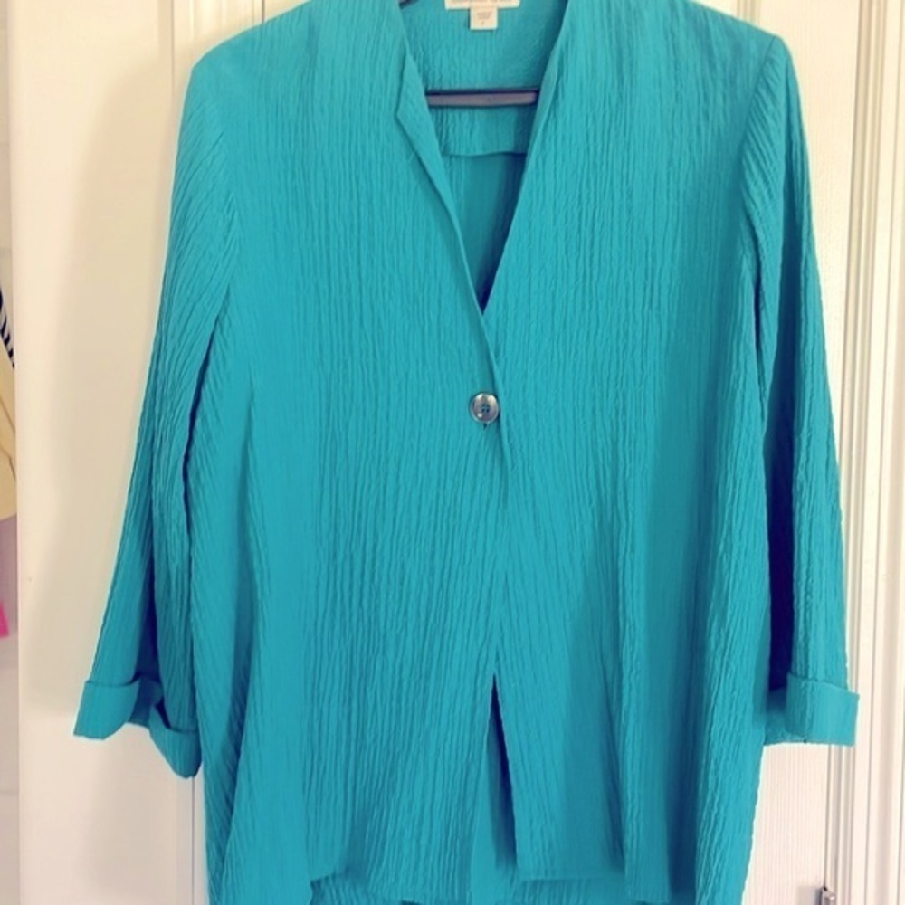 Coldwater Creek Vibrant Teal Gauzy Crinkle top in size large